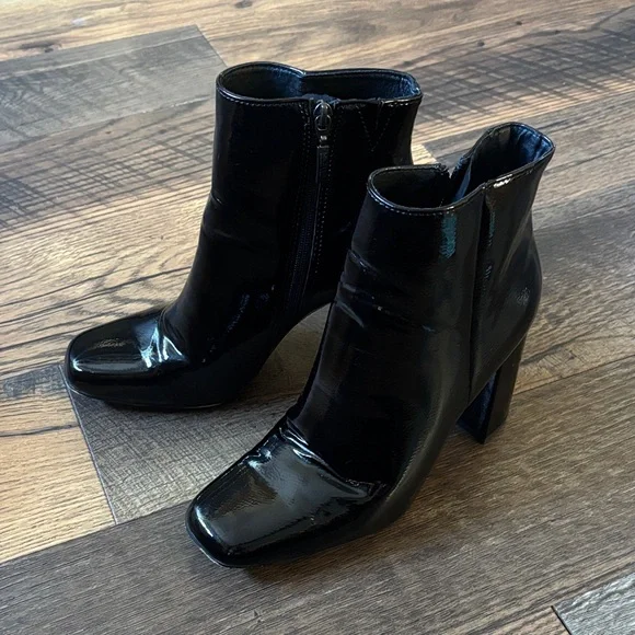 Michael Shannon Black Patent Leather Square Toe Ankle Boots Women’s Size 9 - Picture 4 of 9